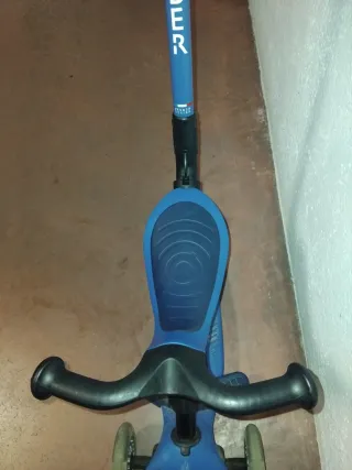 Patín Globber 3 ruedas azul