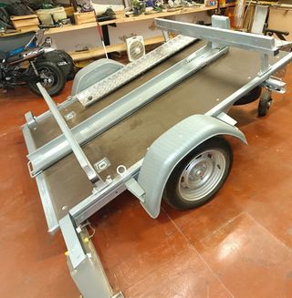 Remolque basculante moto multiusos