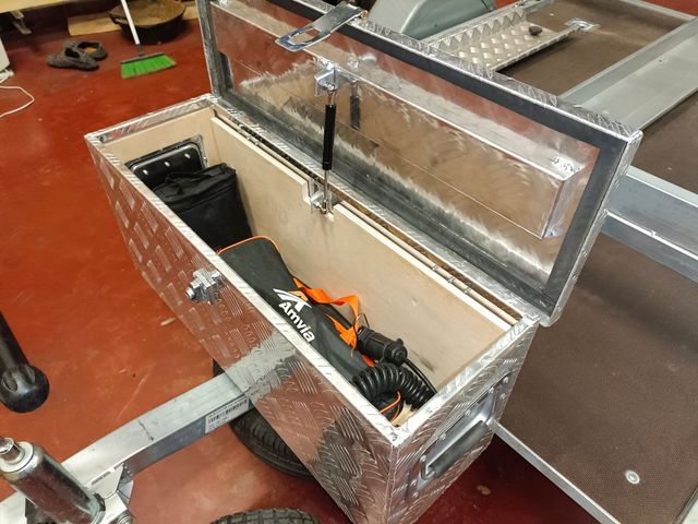 Remolque basculante moto multiusos