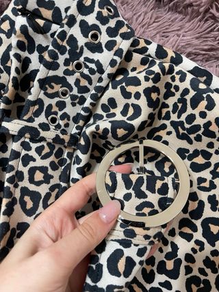 Gonna leopardata con cintura