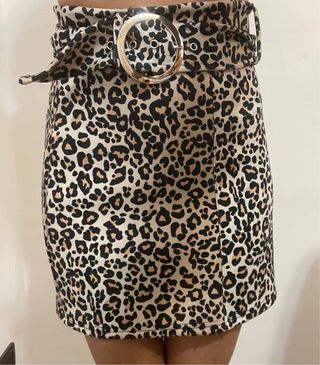 Gonna leopardata con cintura