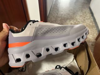 Zapatillas On Running Cloudtec Gris Naranja