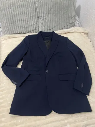 Traje azul TANATOPRAXIA 2 camisas blancas +1 pant