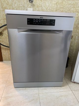 Lavavajillas AEG Inox - 2 meses uso