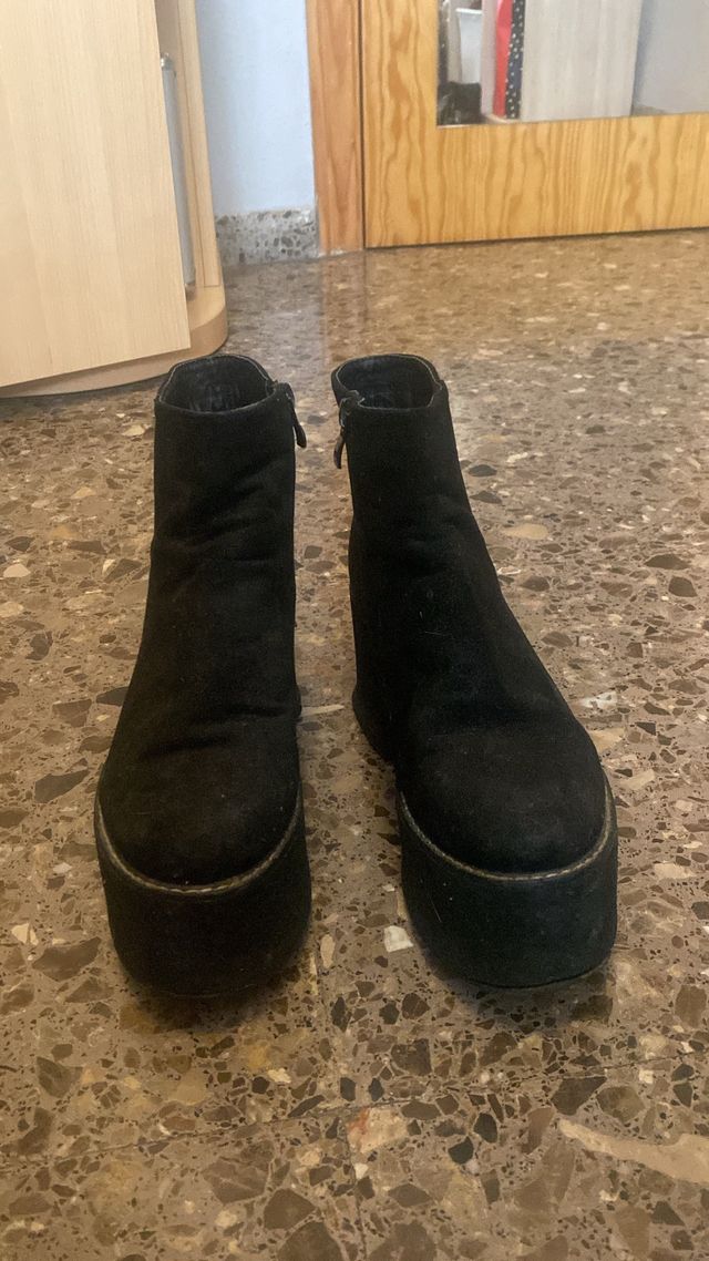 Botines negros plataforma
