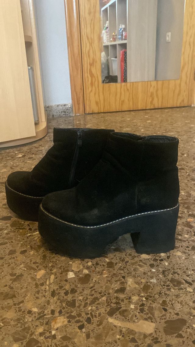 Botines negros plataforma