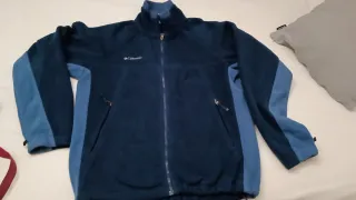 Forro polar Columbia caballero azul