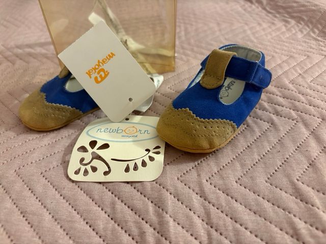 Zapatos Mayoral bebé azul y camel talla 16