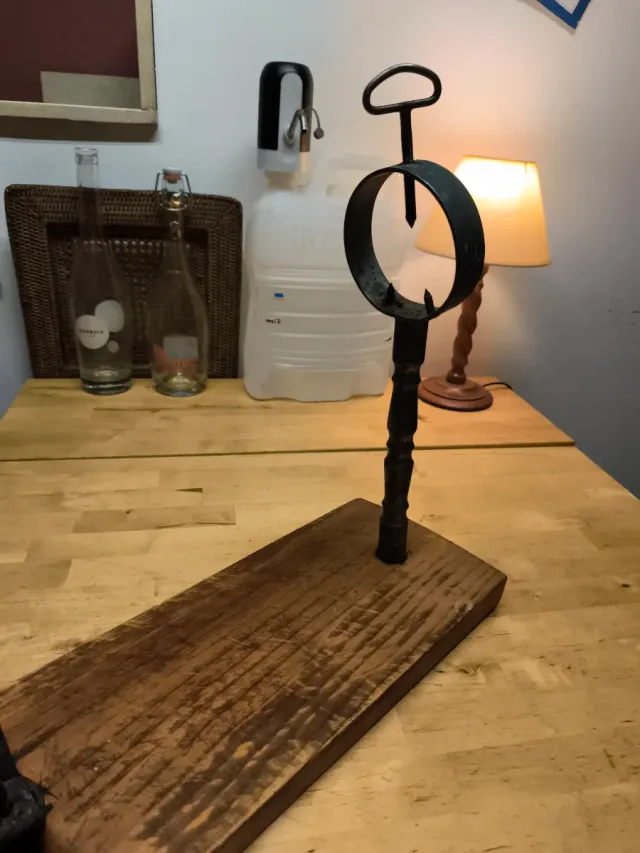 Jamonero madera y metal