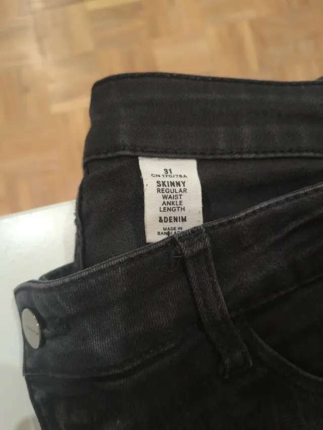 Vaqueros H&M negros talla 42