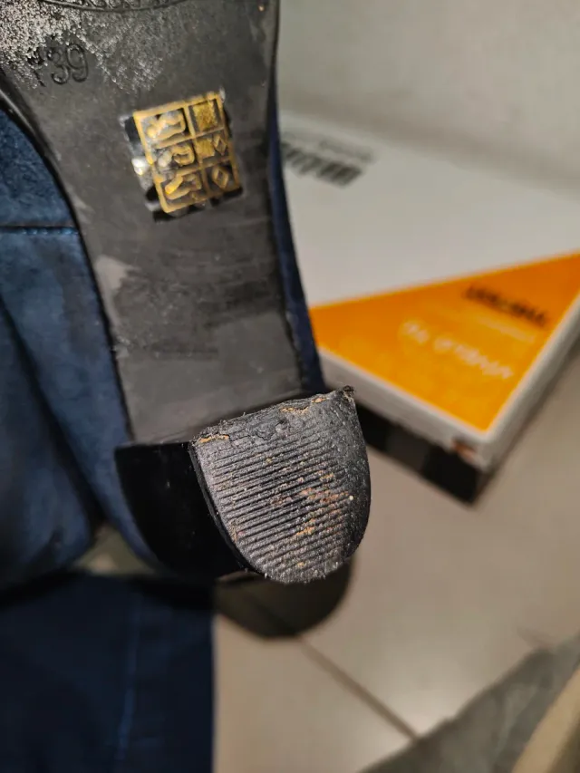 Zapatos tipo "Mery Jane". Marca: Hurlun