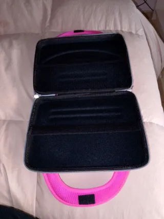 Maletín rosa para tablet o MacBook