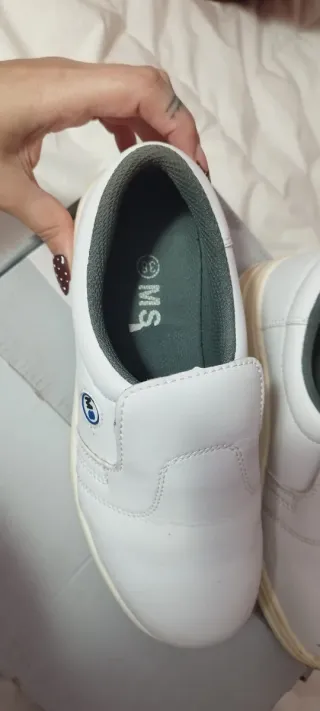 Zapatos de seguridad blancos