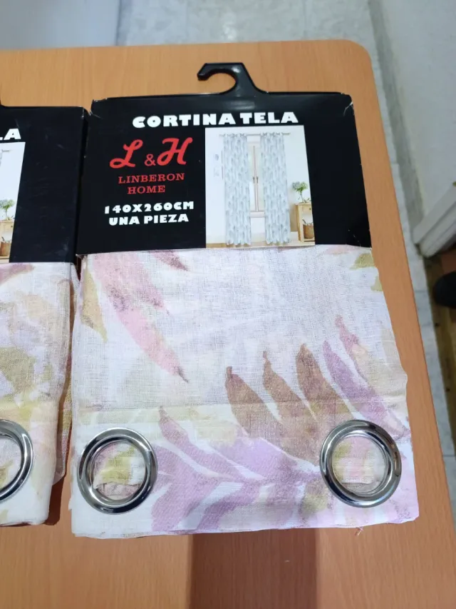 Cortinas L&H Tela Beige y Rosa 2 cortinas x10€