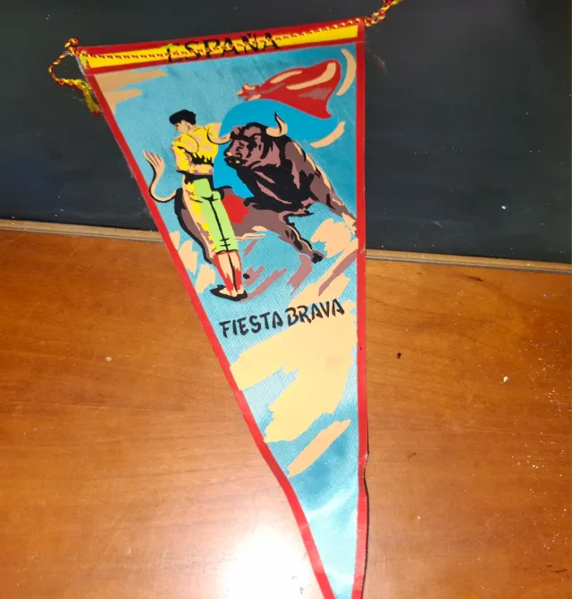 Banderín España Fiesta Brava. Toro y torero