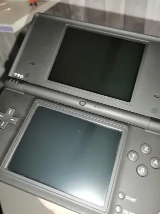 Nintendo DSi USA Completa Scatola + 2 giochi