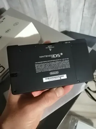 Nintendo DSi USA Completa Scatola + 2 giochi