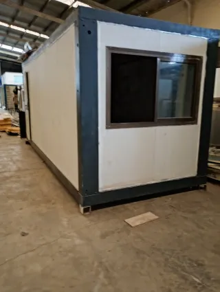 Caseta modular 6x2.40 panel sándwich