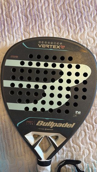 Pala Bullpadel Vertex 04