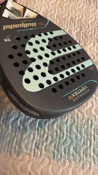 Pala Bullpadel Vertex 04