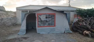 Remolque tienda en perfecto estado