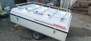 Remolque tienda en perfecto estado