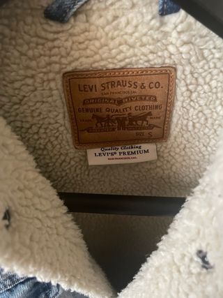 Chaqueta Levi's borrego Talla S