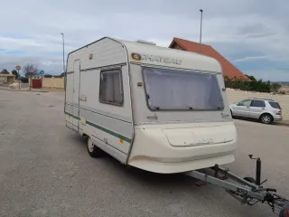Caravana Chateau 750kg con documentación