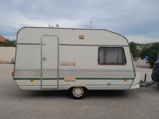 Caravana Chateau 750kg con documentación