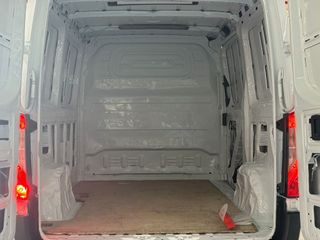 Mercedes-Benz Sprinter 2021