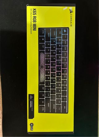 TECLADO CORSAIR K65 RGB MINI EN PERFECTO ESTADO
