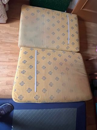 Sofá 3 plazas tela amarillo y azul