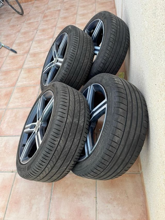 Llantas Mercedes 18