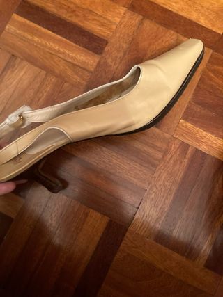 Zapato destalonado LA PALMA beige talla 36