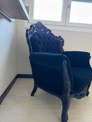 Butacón Negro Terciopelo y Madera