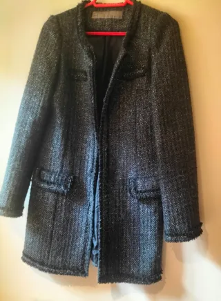 Chaqueta Zara Negra y Gris