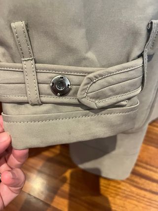 Gabardina Bimba y Lola Beige aunque  talla S,