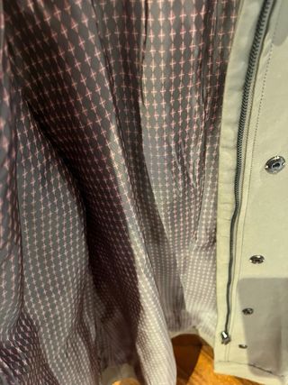 Gabardina Bimba y Lola Beige aunque  talla S,