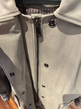 Gabardina Bimba y Lola Beige aunque  talla S,