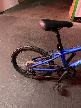 MTB infantil azul (PRECIO NEGOCIABLE)