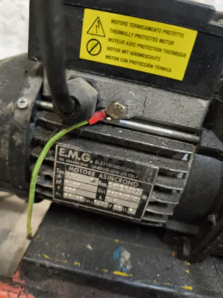 Baquena del aire acondicionado