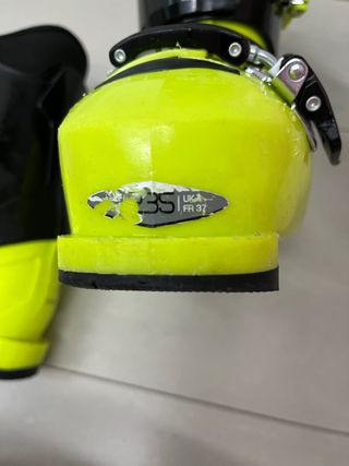 Botas de esquí infantiles amarillas