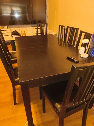 Tavolo allungabile da soggiorno con 6 sedie