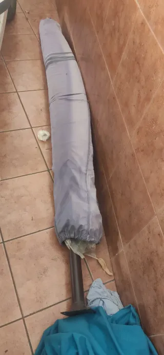 Parasol Excéntrico Manivela Marbella Beige