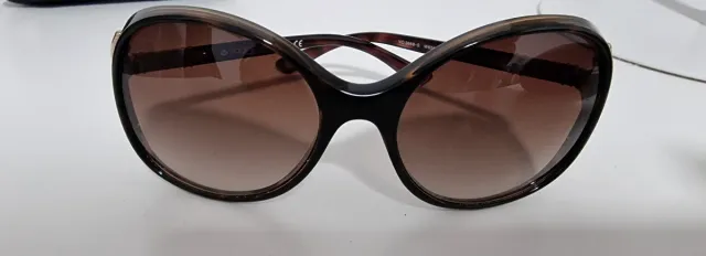 Gafas Vogue marrones y doradas, auténticas.