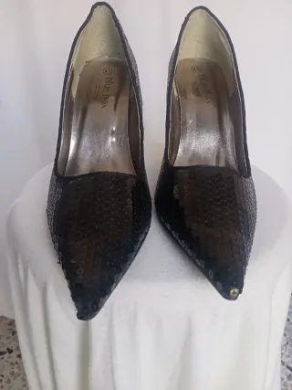 Zapatos de tacón Blue Box negros talla 41