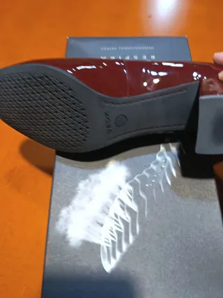 Zapatos Geox charol rojos