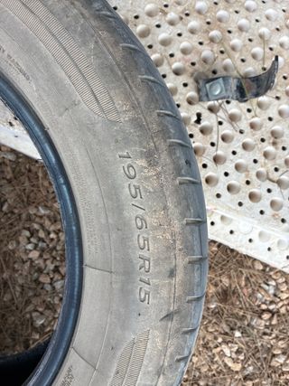 Ruedas de coche (2 unidades)