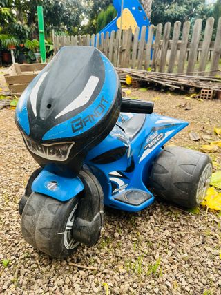 Lote 3 Vehículos Eléctricos Infantiles