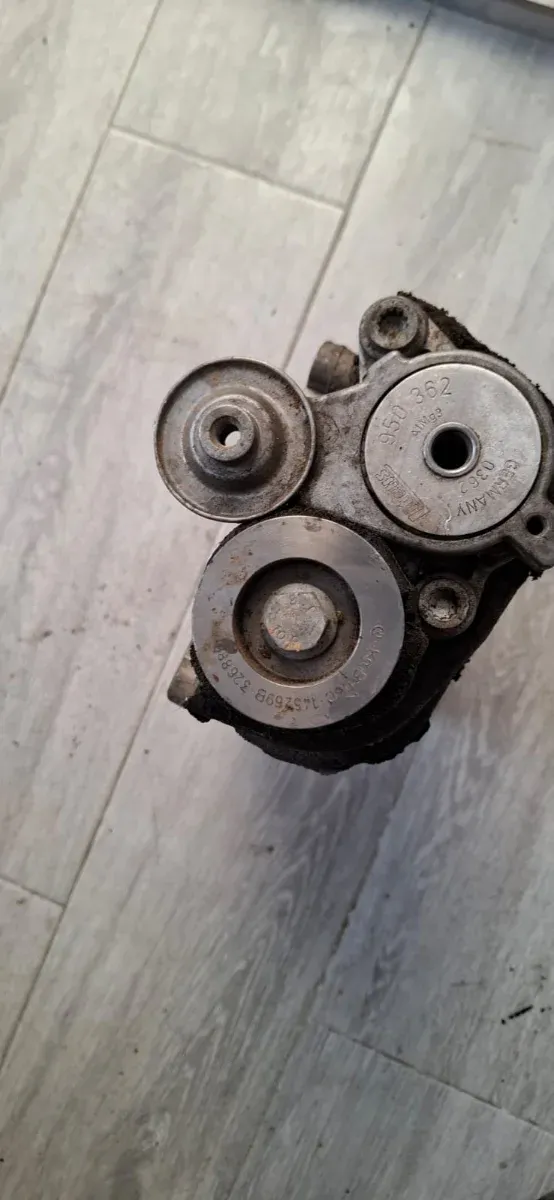 Compresor Volumétrico VW 325484